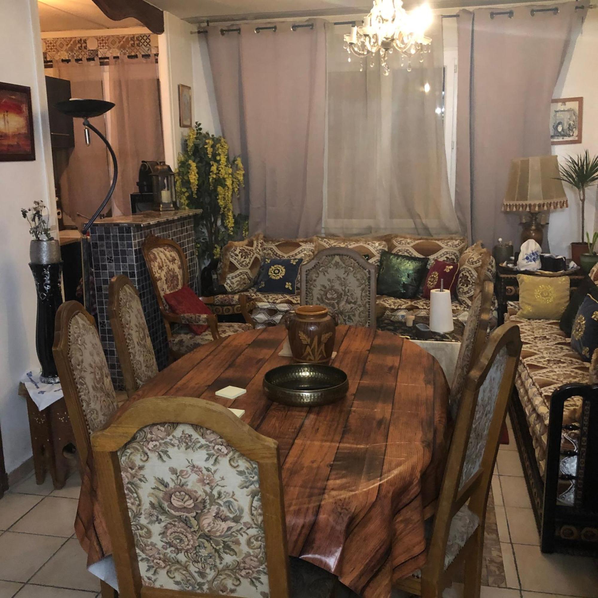 Apartamento Laila Creil Exterior foto